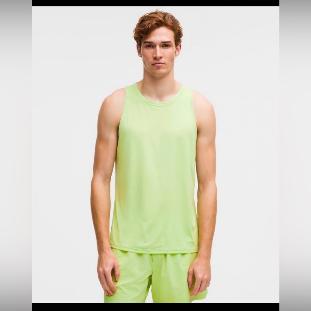 Lululemon men’s tank